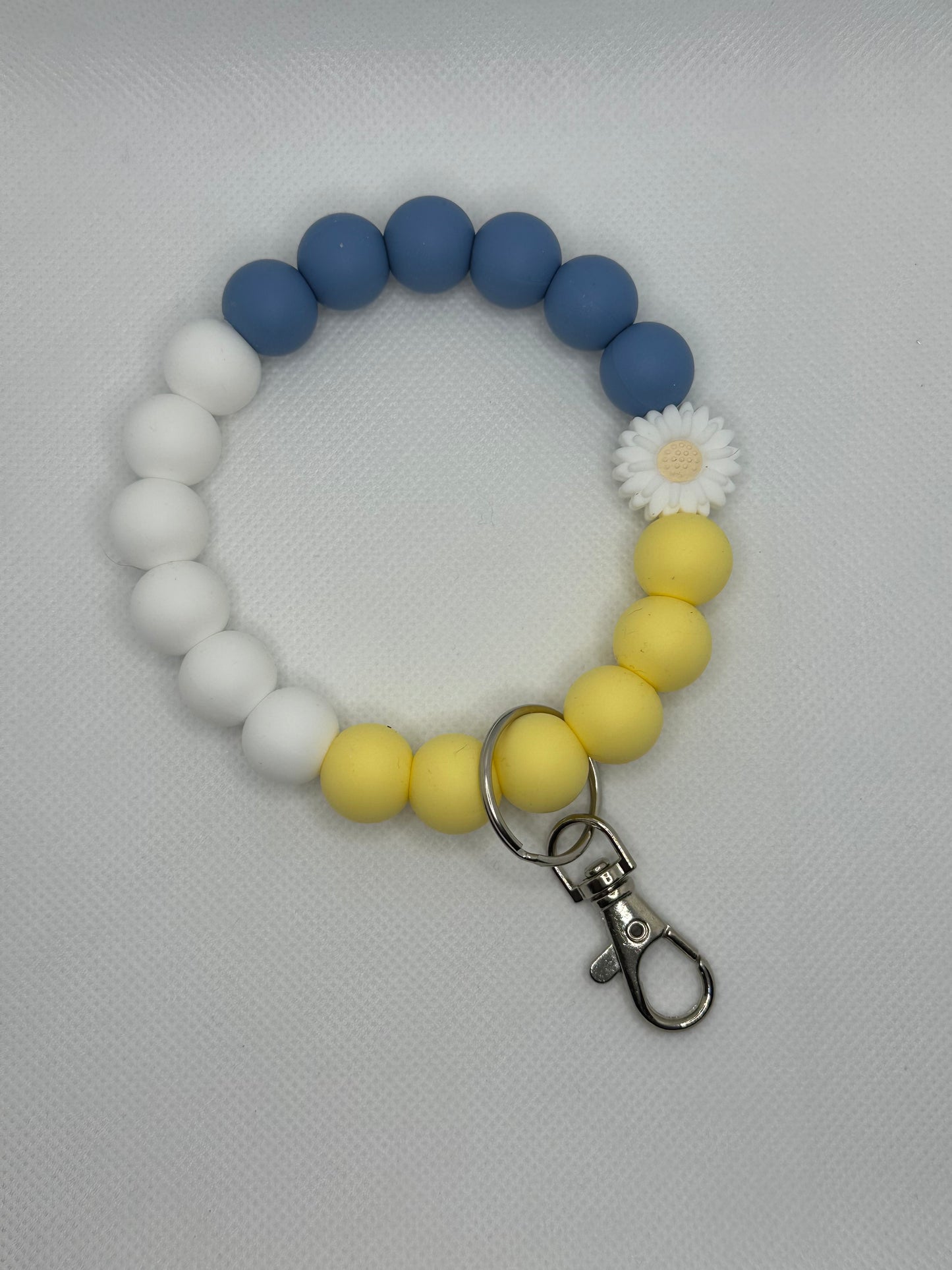 Slate Blue Daisy Oversized Silicone Bead Wristlet
