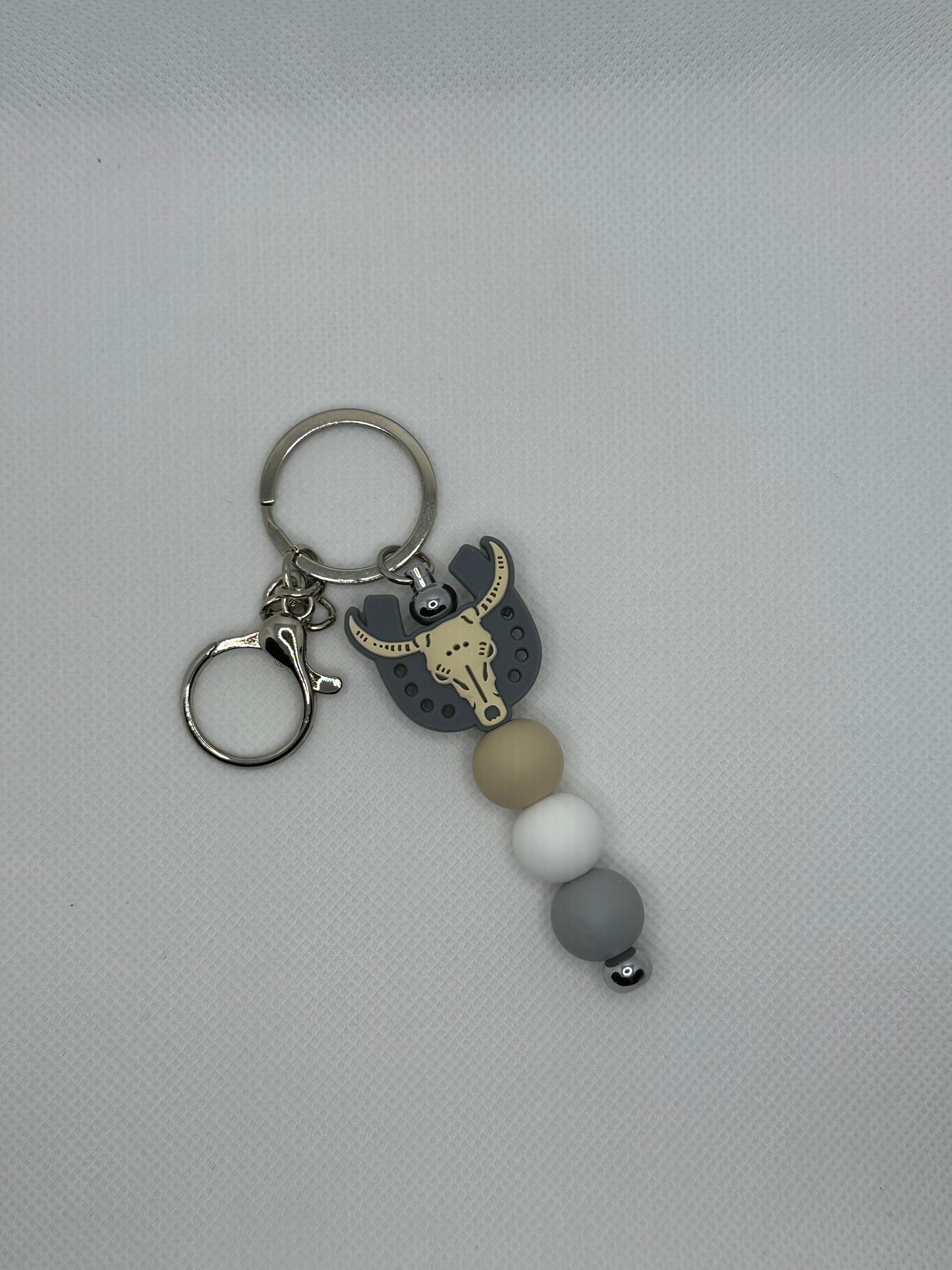 Grey Horseshoe Bull Skull Silver Metal Keychain