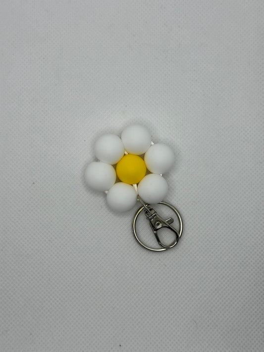 White Daisy Flower Keychain