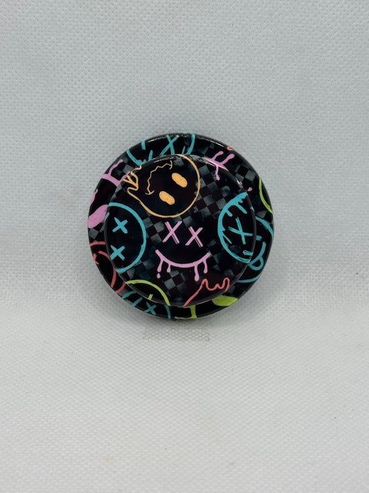 Checkerboard Smilies Magnetic Phone Grip