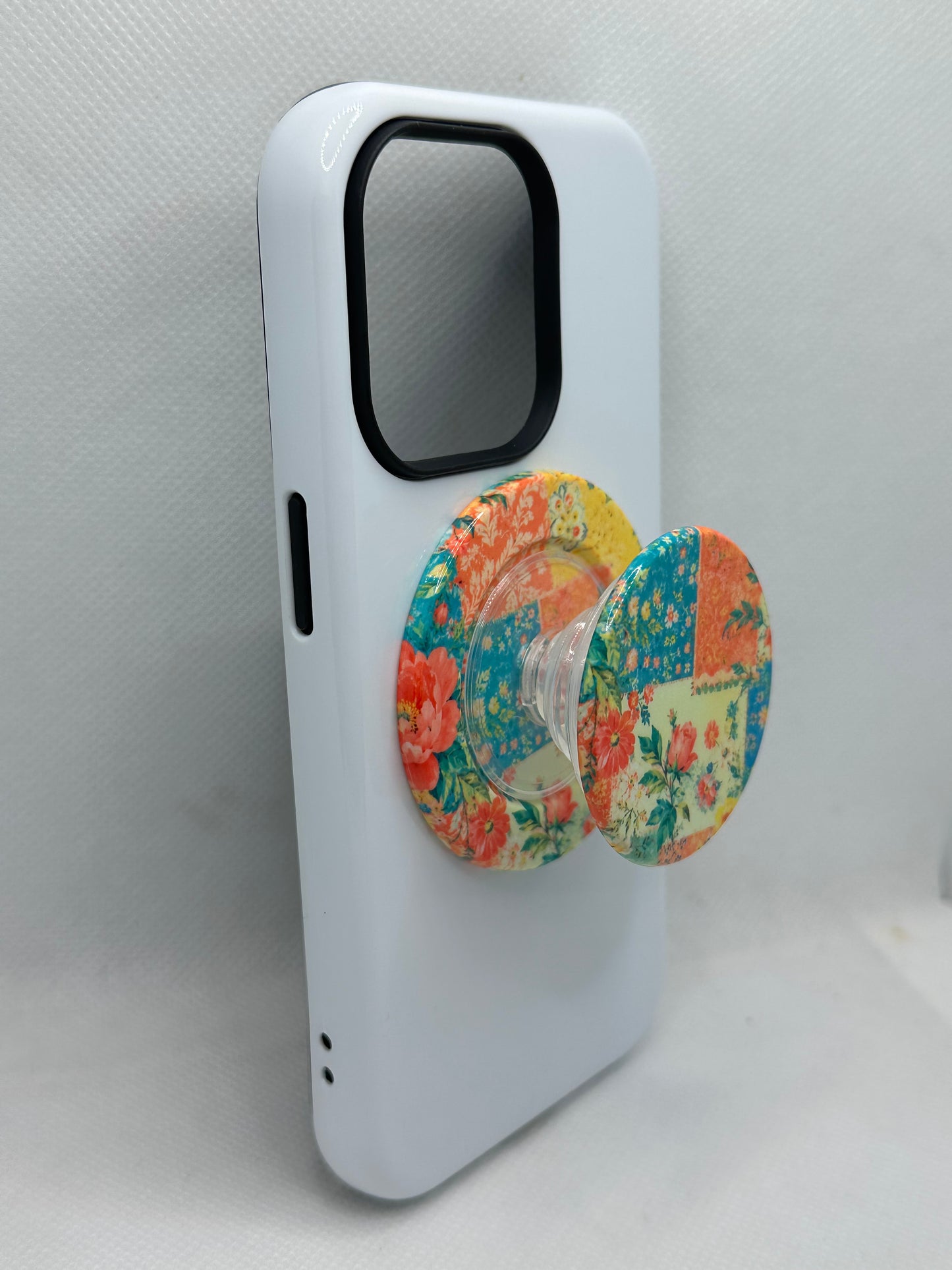 Patchwork Florals Magnetic Phone Grip