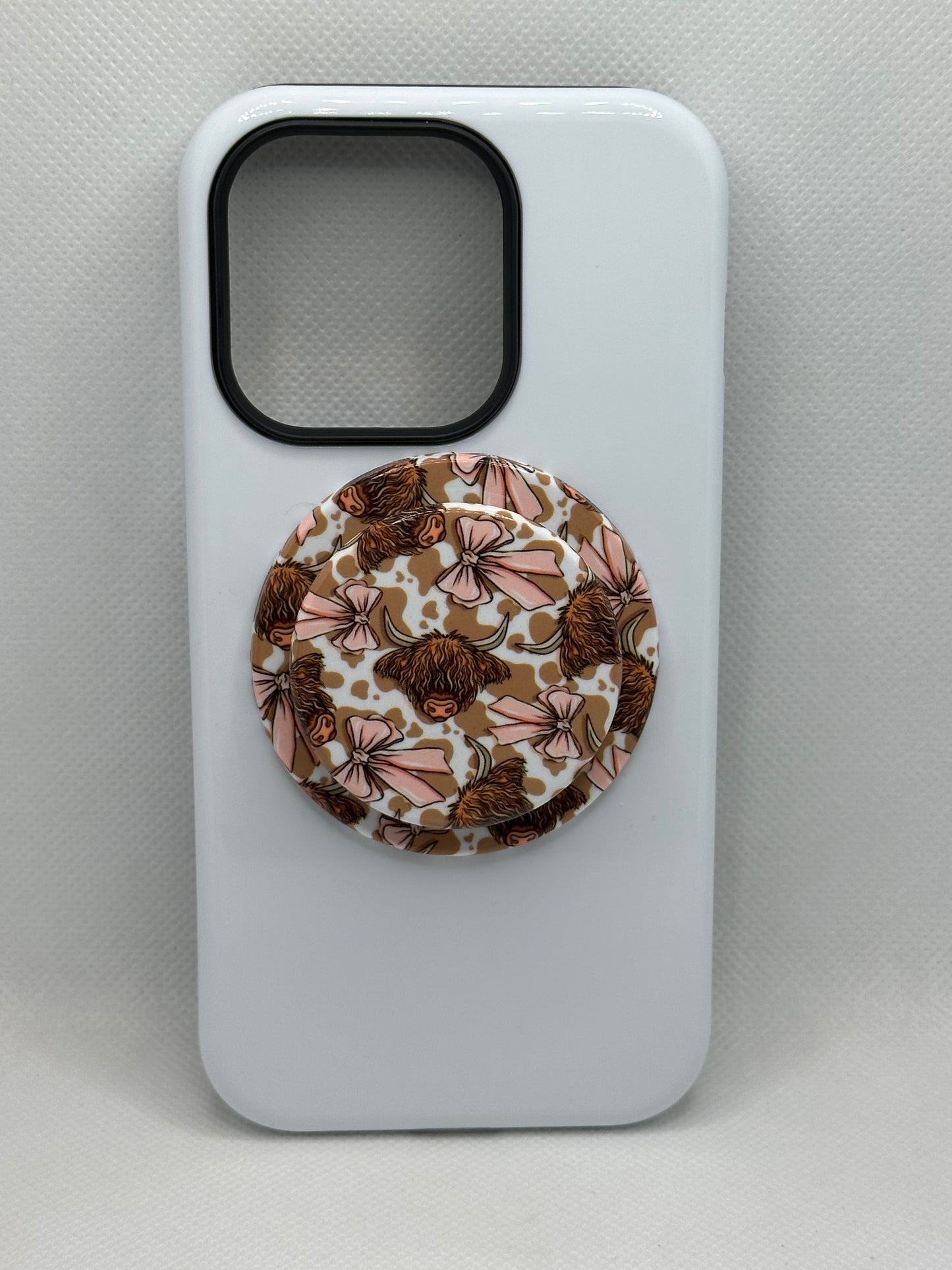 Highland Cow And Bows Magnetic Phone Grip