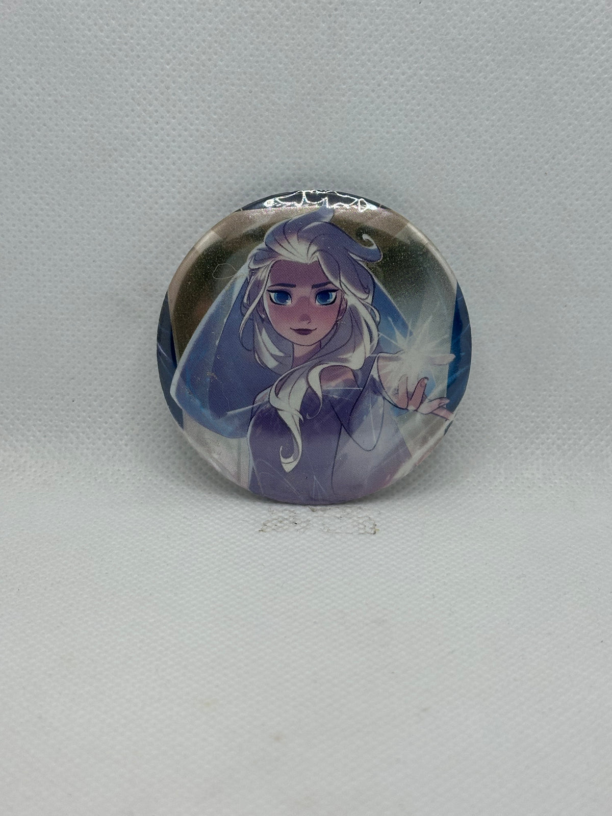 Lorcana Elsa Button Pin