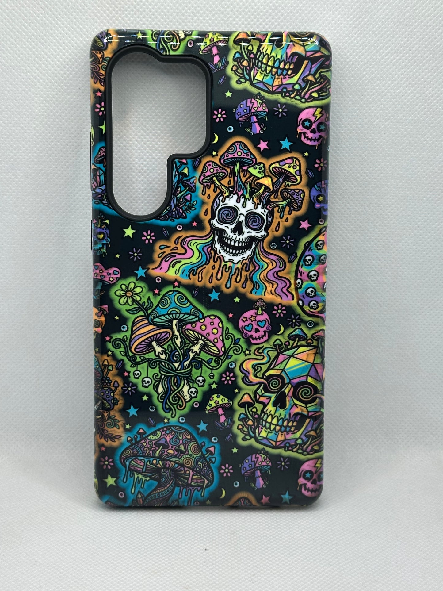 Trippy Skulls And Mushrooms Magnetic Phone Case